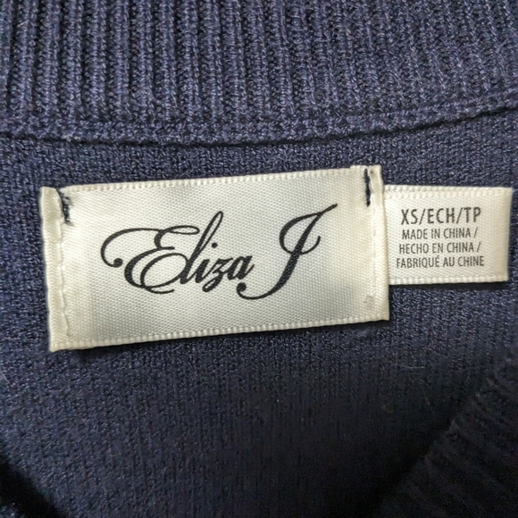 Beautiful knit dress with belt - Picture 2 of 2